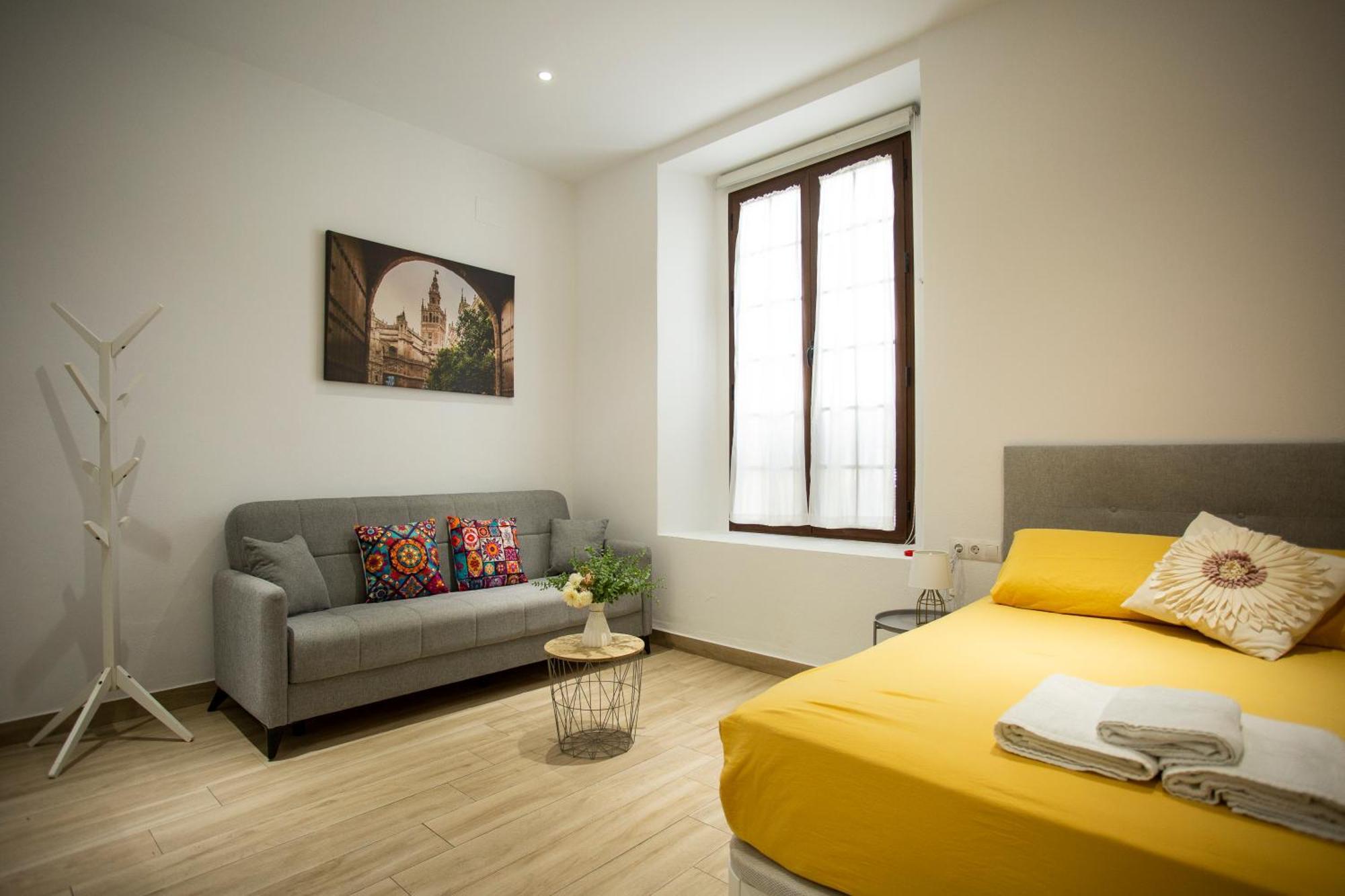 Wish Suite Cervantes 세비야 외부 사진
